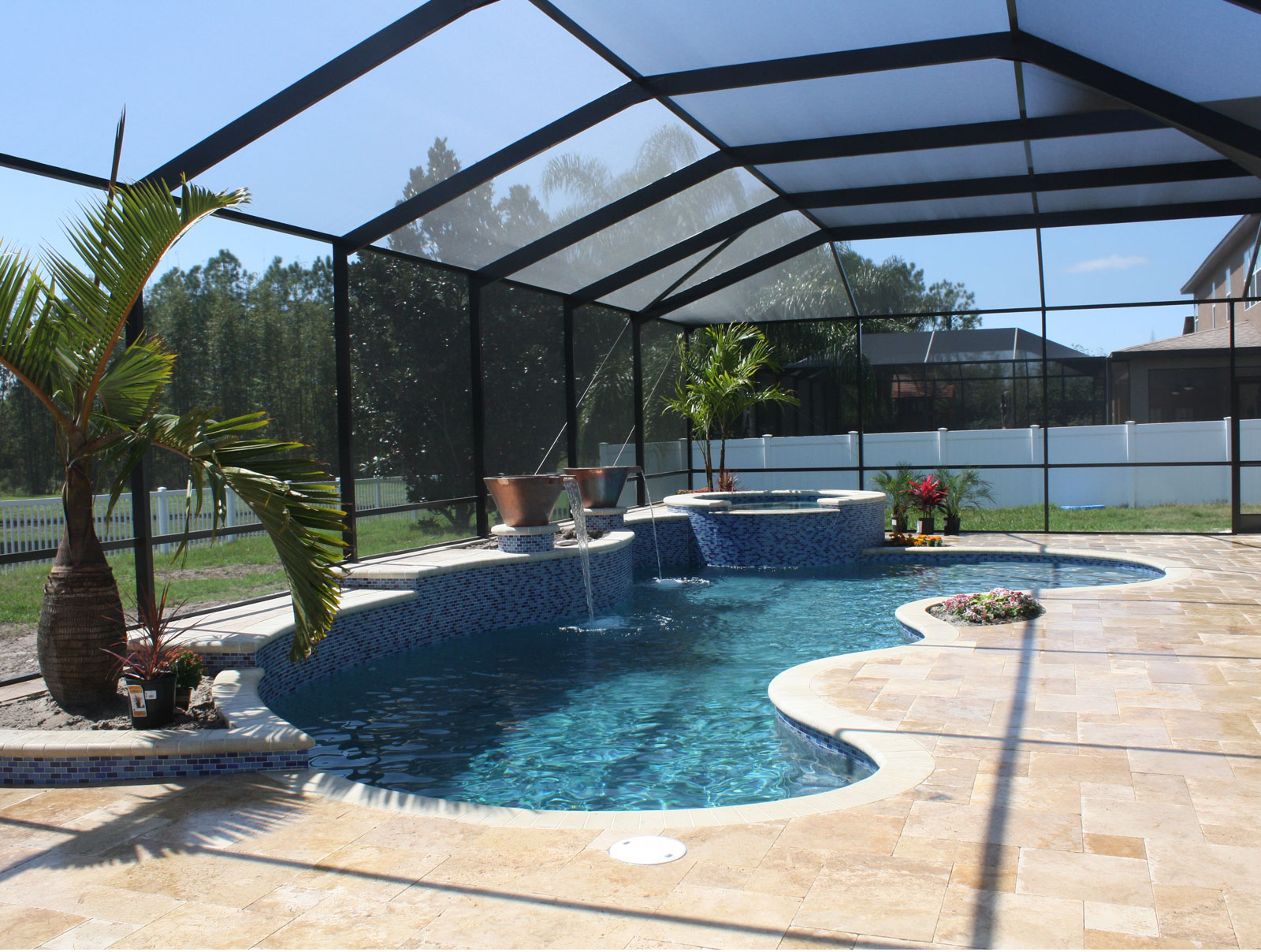 enclosed pool cleaning services